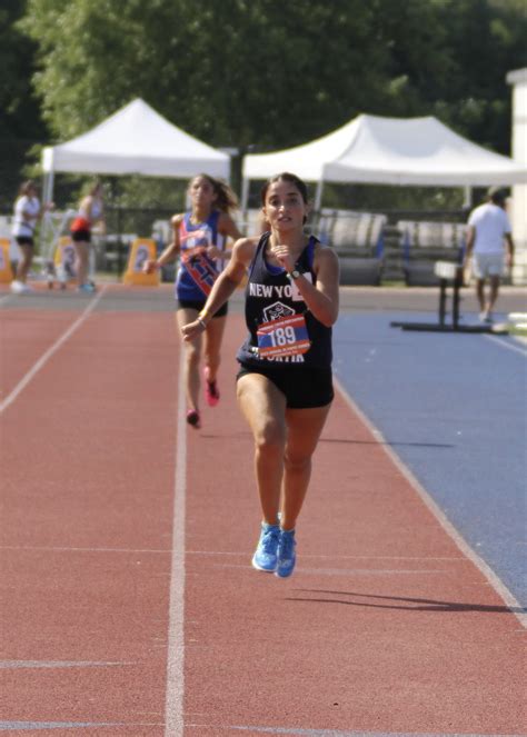 Lilit Kevorkian New York Comes To The Finish Line In The 800 Meters Photo Sona Gevorkian