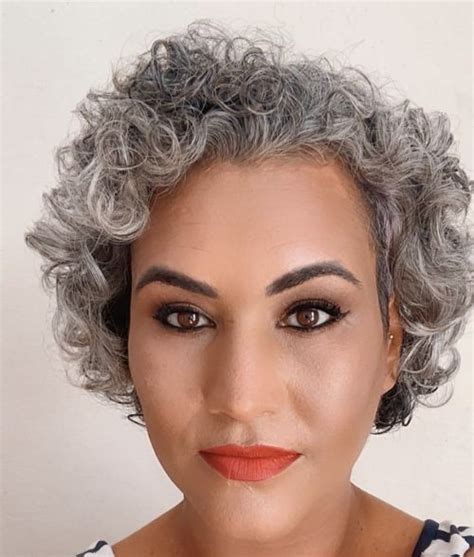 15 Women Whove Embraced Their Curly Gray Hair And Love It Curly Hair Photos Grey Curly Hair