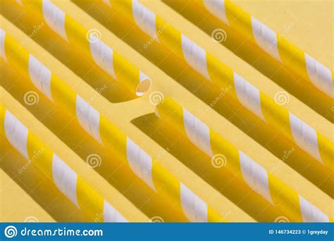 Many Yellow Sticks For Drinking Juice Stock Illustration - Illustration ...