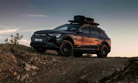 Audi Q E Tron Edition Dakar Debuts With Increased Ground Clearance All Terrain Tyres All