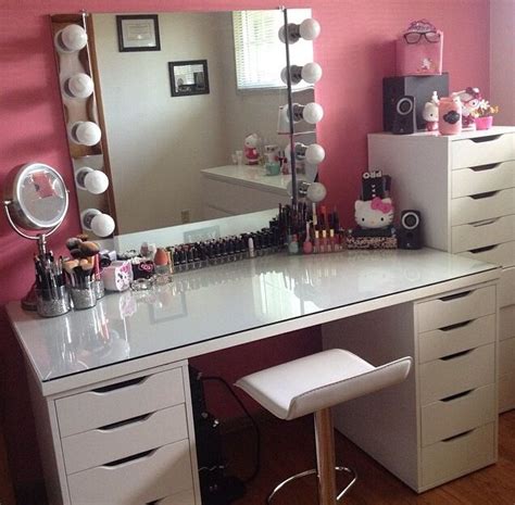Sit a beautiful chair alongside your vanity. Newest Selections of Makeup Vanity Chair - HomesFeed