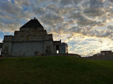 Sunset from Shrine of Remembrance : r/melbourne