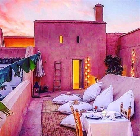 Te mostramos ocho estilos, ocho maneras de entender la decoración, ocho tendencias, para que encuentres la que mejor se adapte a ti y sobre todo, la que te haga sentir mejor para la decoración de casa: Morrocan vibes | Casas, Decoración marroquí moderna, Casa ...