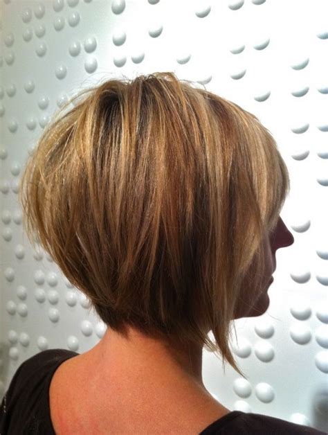 Back View Of Layered Bob Hairstyle Capellistyle
