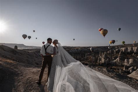 Wedding Photo Shoot In Cappadocia Turkey Photographer In Europe Istanbul