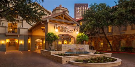 San Antonio Riverwalk Hotels Hotel Indigo San Antonio Riverwalk