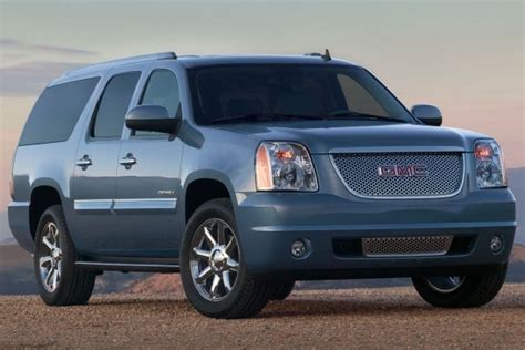 Used 2013 Gmc Yukon Xl Slt 2500 Suv Review And Ratings Edmunds