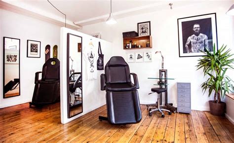 His shop is a work of art in itself, and so not pretentious. vagabondstudioright1 | tattoo parlor | Pinterest ...