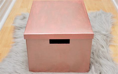 Gift boxes in luxury rose gold. DIY: Simple Rose Gold Storage Box - Kari Skelton