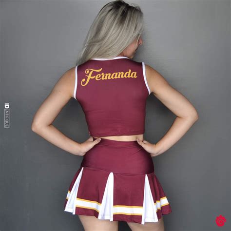 uniforme de cheerleaders em 2020 cheerleaders moda escolar líder de torcida