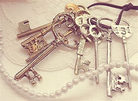 vintage keys | Tumblr | Vintage keys, Old keys, Antique keys
