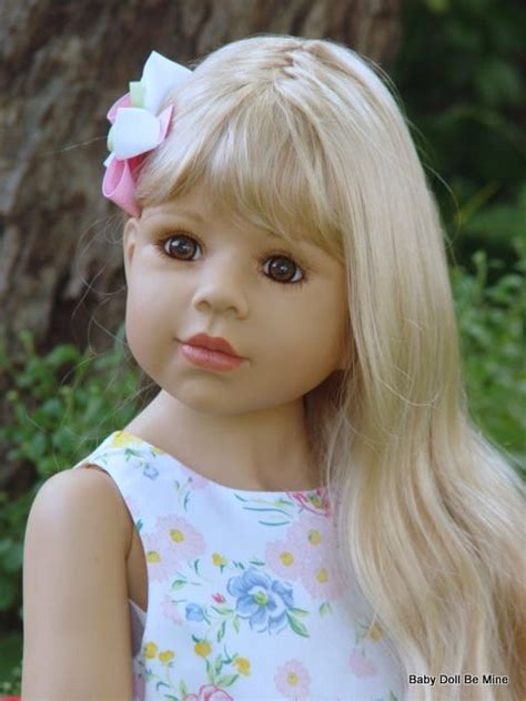 Masterpiece Amber Monika Levenig Doll 39 Blonde Vinyl Doll Free