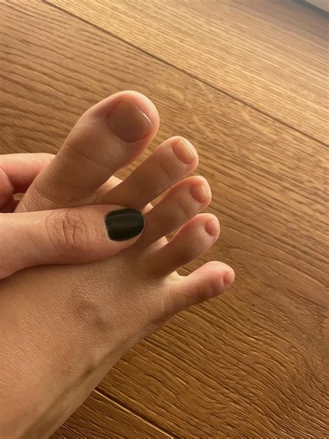Small Feet Nude Telegraph