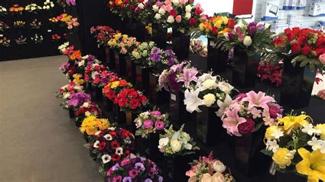 6 Stunning Artificial Flower Wholesale Suppliers