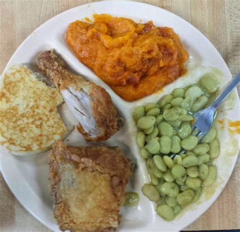 A southern taste sensation with homemade fried chicken, ribs, meat loaf, pork chops and many other delicious meals. Mom's Kitchen, Preston | Soul food, Food, Georgia usa