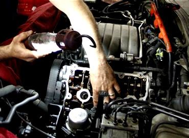 Warsztat samochodowy. Mechanika i naprawa pojazdów. Stacja diagnostyczna