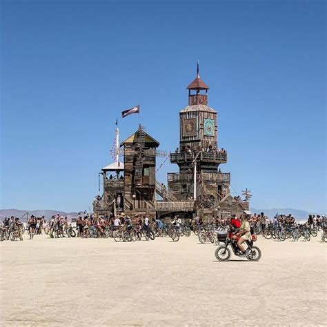 DO USIJANJA Fantastični momenti festivala Burning Man Foto galerija Informer