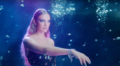 Taylor Swifts Bejeweled Video Includes Speak Now Easter Eggs Us