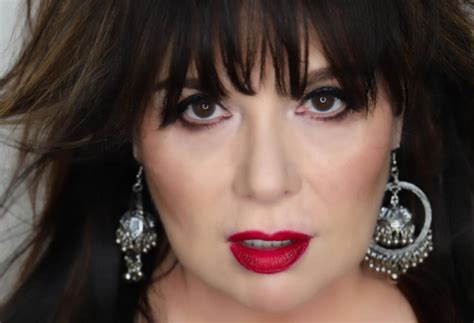 Hearts Ann Wilson Drops Lyric Video For Her Cover Of Steve Earles ‘the Revolution Starts Now