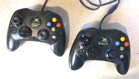 2 Xbox Original Console System Controllers Black Microsoft