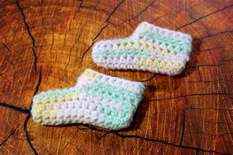 Easy Peasy Baby Booties Free Crochet Pattern Crochet With Kim