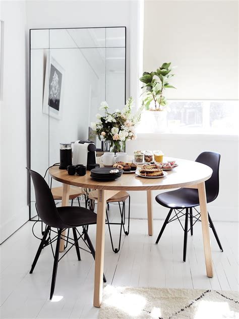 38 Modern Minimalist Dining Room Decor For Space Saver