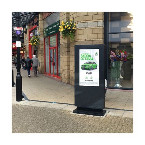 Outdoor Freestanding Digital Signage Kiosk Discount Displays