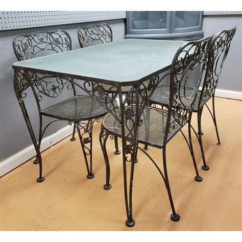 Mid Century Salterini Style Outdoor Wrought Iron Table And Chairs