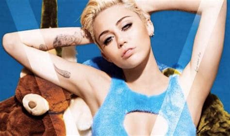 Miley Cyrus Poses Nude For V Magazine India Com