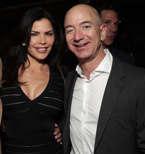 Mackenzie bezos, who became one of the world's wealthiest individual women in the wake of her divorce from leslie albrecht is a personal finance reporter based in new york. Jeff Bezos' Girlfriend Lauren Sanchez Has 'Uncanny Ability ...