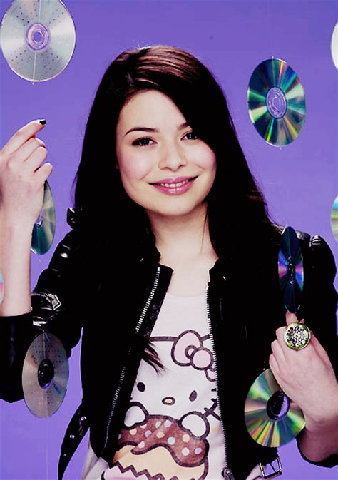 Mania Fake Miranda Cosgrove