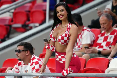 Who Is Croatia S Hottest Fan Ivana Knoll At The 2022 World Cup And