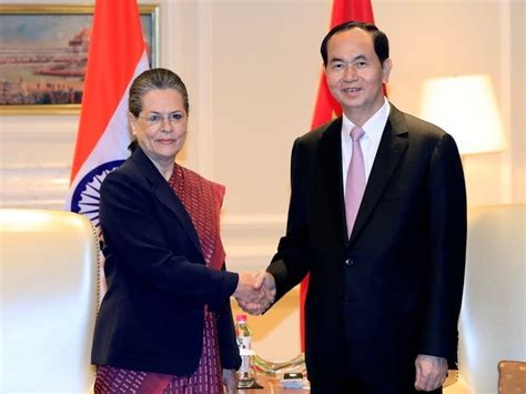 Hoạt động ngoại giao đầu tiên của chủ tịch quốc hội vương đình huệ. Hoạt động của Chủ tịch nước Trần Đại Quang trong chuyến thăm Ấn Độ