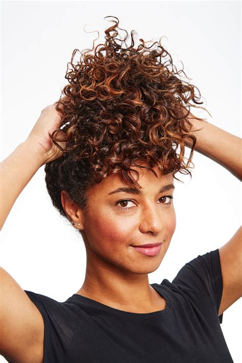 12 Curly Hair Hacks That Will Completely Change Your Life ...