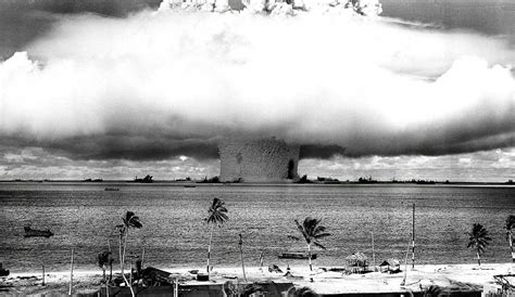 The Trinity Test The Day The Nuclear Age Began 1945 Rare Historical
