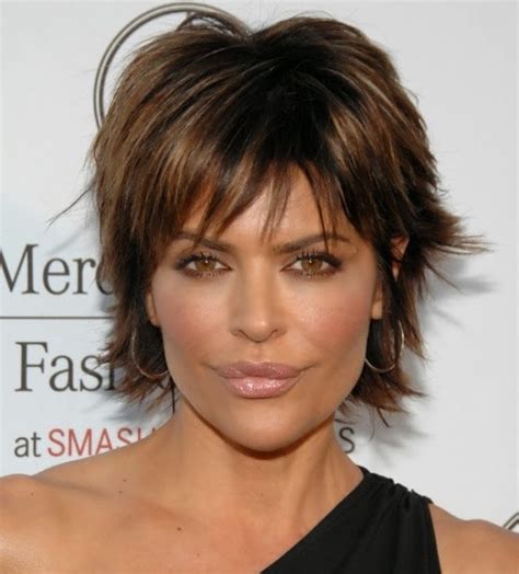See how the bangs can help balance a longer face while the ends of the bob is curled inwards to soften the jawline—another proof how bob can fit any face shape. 20 Sassy Lisa Rinna Hairstyles