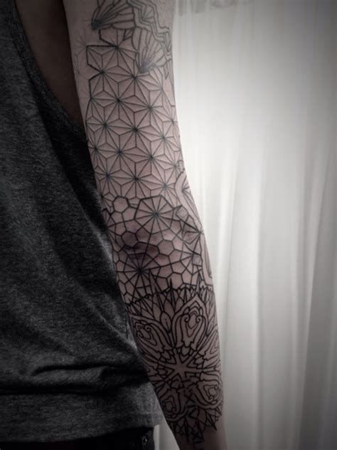 100 Breathtaking Geometric Tattoo Designs