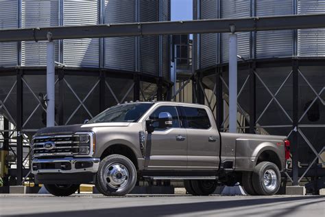 Ford Super Duty Recall Affects 2023 F 250 And F 350 Trucks