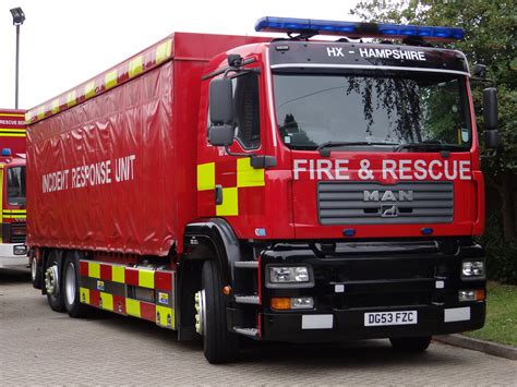Hampshire Fire And Rescue Service 56 Hightown Man Incident Flickr