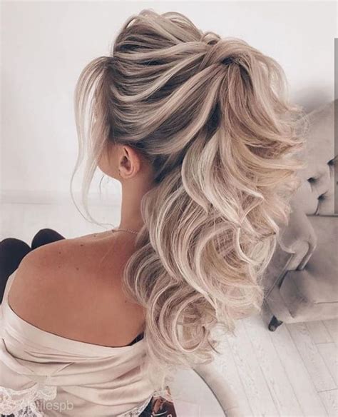 When you have long hair, you will have days when you absolutely hate your hair. 10 Easy and Stylish Casual Hairstyles for Long Hair ...