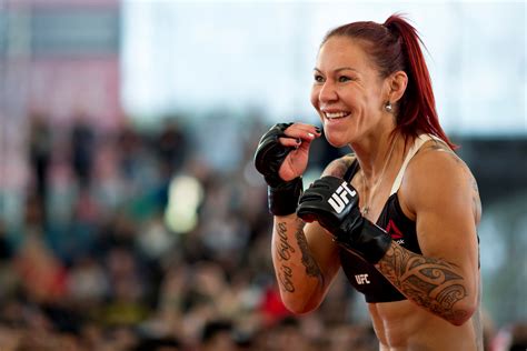 10 Top Female Mma Fighters In 2023