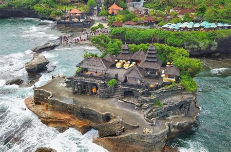 Harga Tiket Masuk Dan Keindahan Pura Tanah Lot Bali Terbaru Wisata Oke