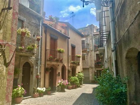 44 Villages Small Towns In Italy That Are Worth A Detour Italy
