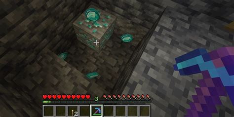 6 Best Pickaxe Enchantments In Minecraft Ranked