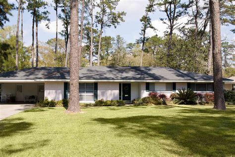 What Is A Ranch Style House Heres What To Know