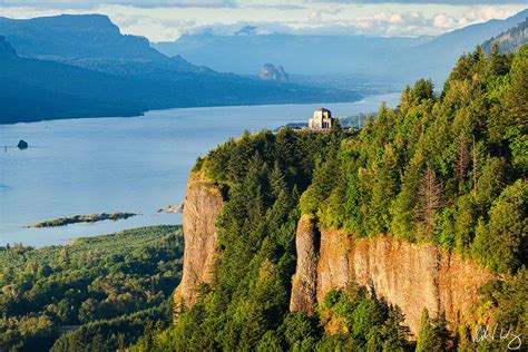 Crown Point Vista House Oregon Richard Wong Photography