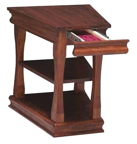 Uniquely shaped the american heritage wedge end table is the perfect piece to fit anywhere. Pin by Ayuw lastnight on Side table | Wedge end table ...
