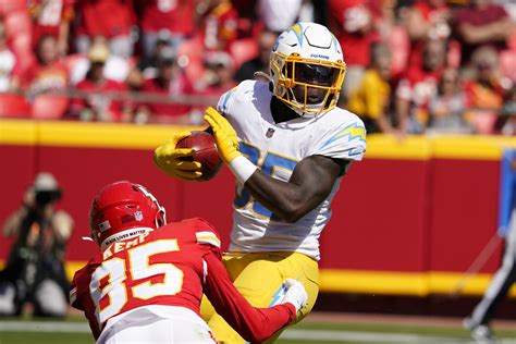 Chargers Rally To Beat Turnover Prone Chiefs 30 24 In Kc Ap News