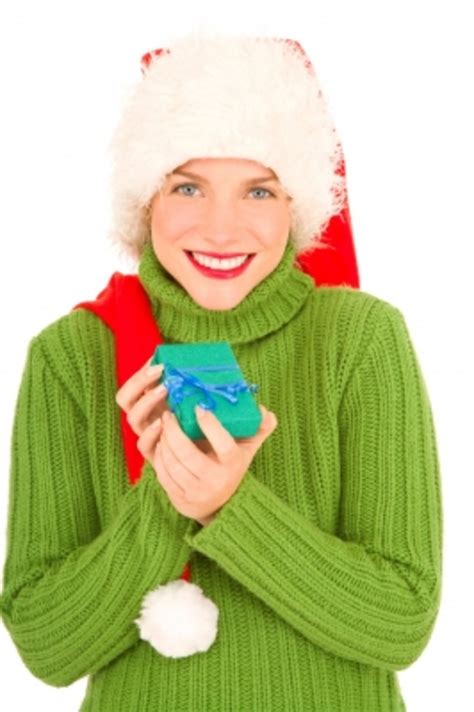 Other great gifts for him include personalized wallets and money clips, engraved keychains, and monogrammed luggage sets. Gift Ideas for 25 Year Old Women | HubPages