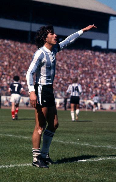 02 june 1979 international football scotland v argentina argentinian captain daniel pass